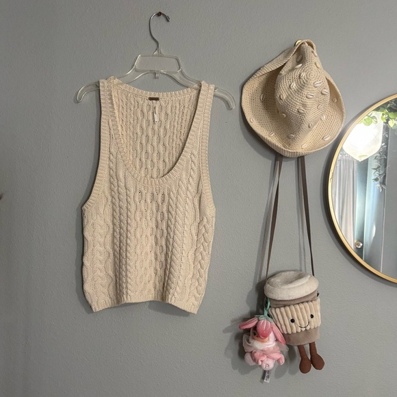 knit tank - Picture 1 of 2